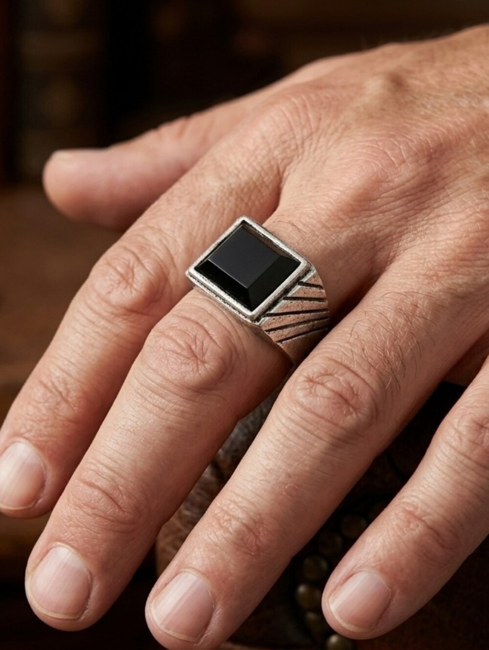 Mens Black Onyx New Size 9 Signet Quality Titanium Silver Ring